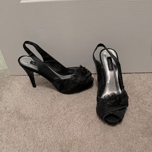 White House Black Market Heels - size 7 BRAND NEW